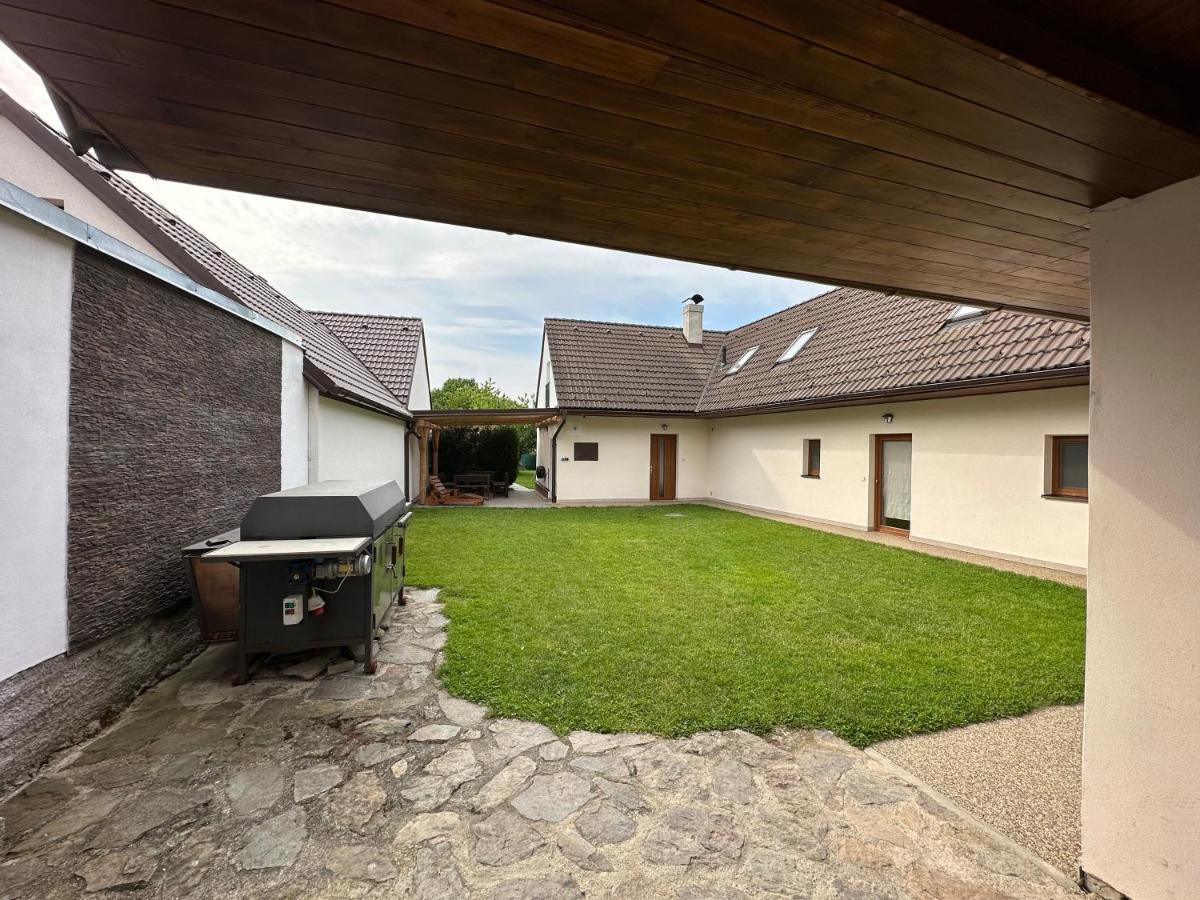 Дом отдыха U Nas Na Chalupe Borovany (Ceske Budejovice)